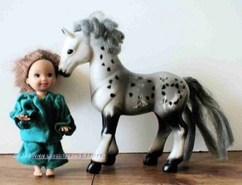 Sew a Fun Horseback Riding Outfit for Your Kelly Doll