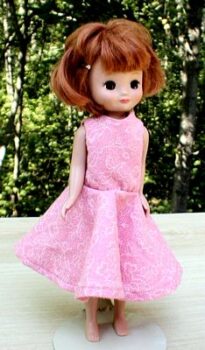 Sew a Vintage Doll Dress: Tiny Betsy Pattern