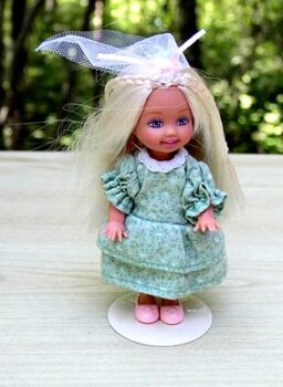 Sew a Cute Dress for Kelly & Strawberry Shortcake Dolls